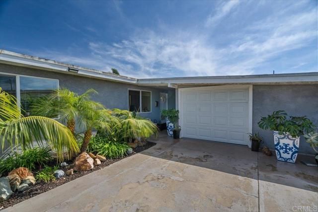 851 Holly Avenue, Imperial Beach, CA 91932
