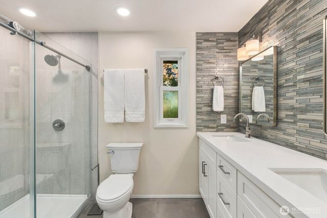 7011 165th Place SW, Edmonds, WA 98026