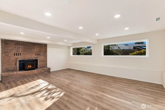 7011 165th Place SW, Edmonds, WA 98026