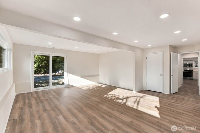 7011 165th Place SW, Edmonds, WA 98026