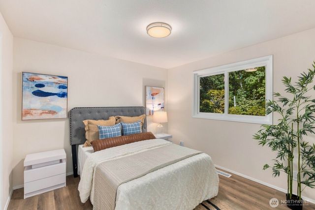 7011 165th Place SW, Edmonds, WA 98026