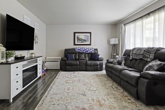 1407 Cleveland COURT, Hartford, WI 53027