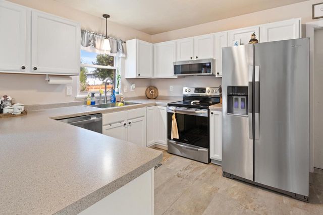 1407 Cleveland COURT, Hartford, WI 53027