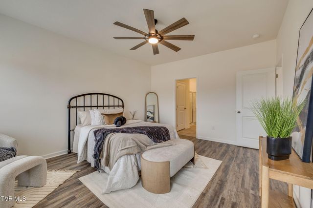 180 Tanasqui Drive, Johnson City, TN 37604