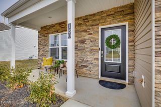 180 Tanasqui Drive, Johnson City, TN 37604