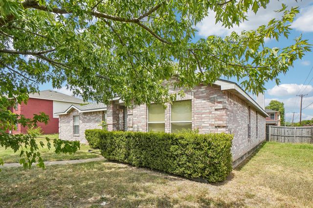 659 Pondview Drive, Cedar Hill, TX 75104