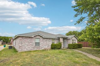 659 Pondview Drive, Cedar Hill, TX 75104
