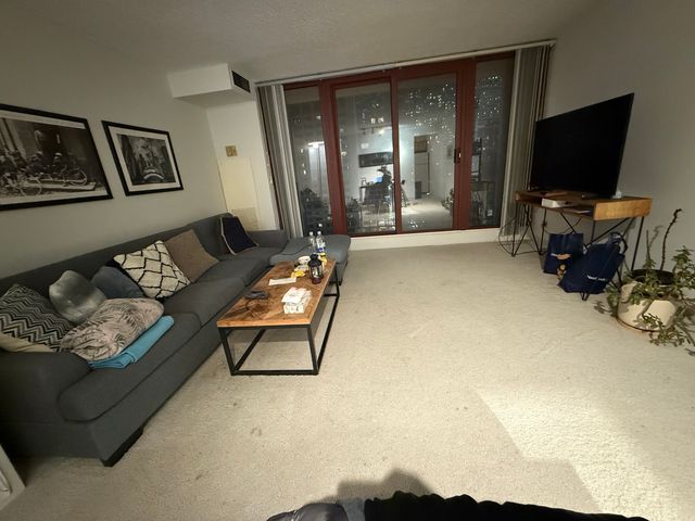 200 N Dearborn Street 1903, Chicago, IL 60601