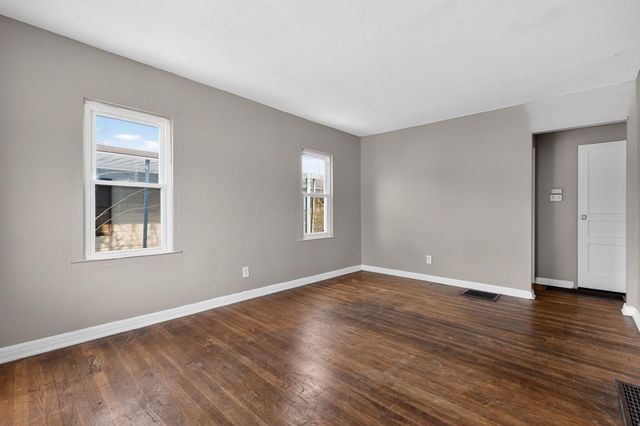 2131 Argyle Drive, Columbus, OH 43219