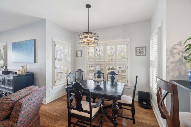 302 Sylvan Park Ln, Nashville, TN 37209