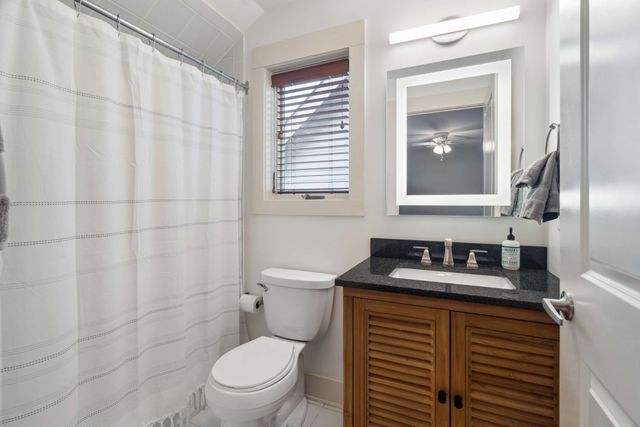 302 Sylvan Park Ln, Nashville, TN 37209