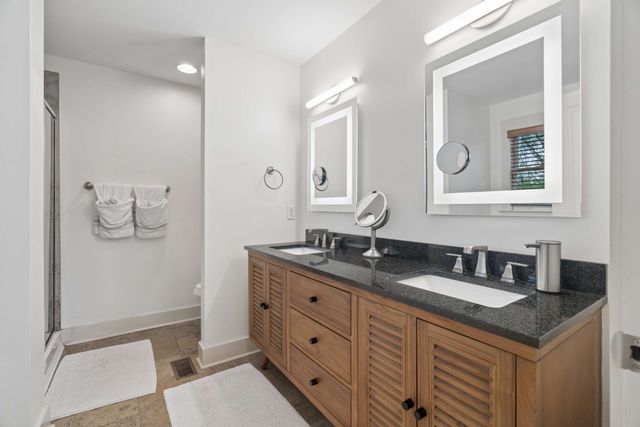 302 Sylvan Park Ln, Nashville, TN 37209