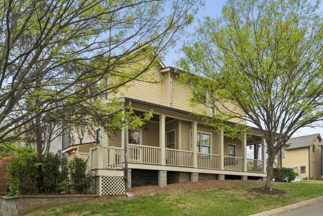 302 Sylvan Park Ln, Nashville, TN 37209