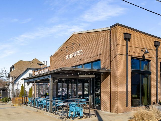 302 Sylvan Park Ln, Nashville, TN 37209