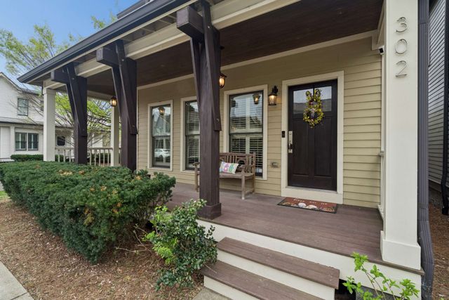 302 Sylvan Park Ln, Nashville, TN 37209