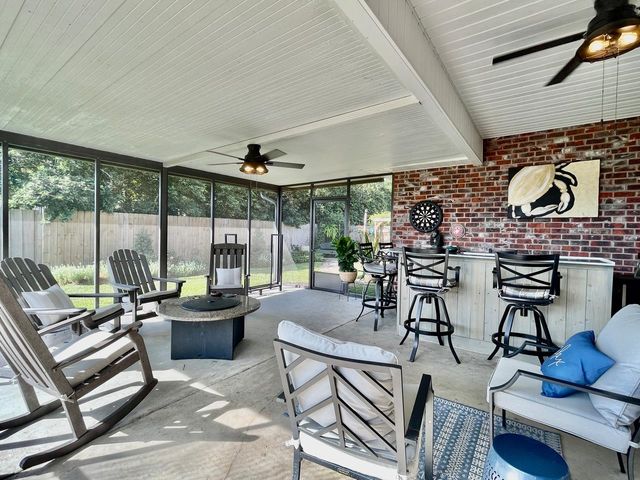 169 Tigerlily Dr, Houma, LA 70360