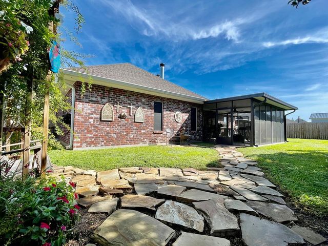 169 Tigerlily Dr, Houma, LA 70360