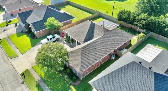 169 Tigerlily Dr, Houma, LA 70360