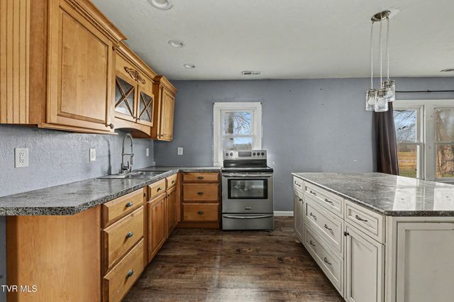 2025 Ottway Road, Greeneville, TN 37745