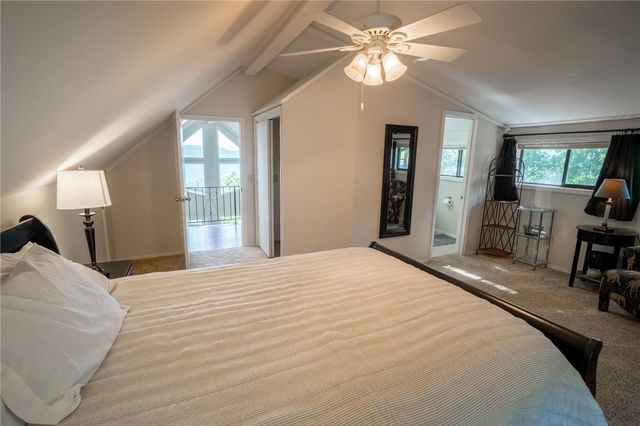 172 N Bluff Road, Eureka Springs, AR 72631