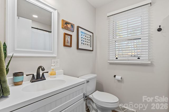 1348 Jenkins Valley Road, Alexander, NC 28701