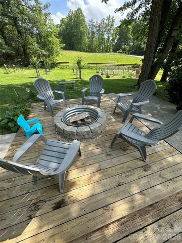 1348 Jenkins Valley Road, Alexander, NC 28701