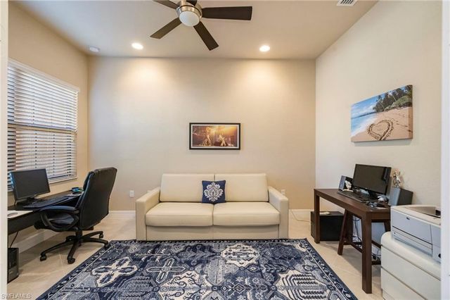 13315 Silktail DR, Naples, FL 34109