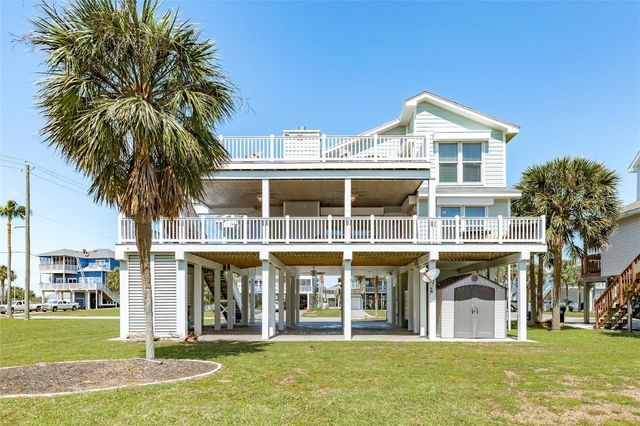 13827 Pirates Beach Boulevard, Galveston, TX 77554