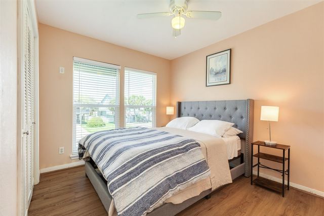 13827 Pirates Beach Boulevard, Galveston, TX 77554