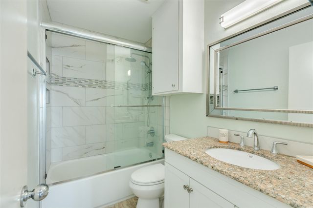 13827 Pirates Beach Boulevard, Galveston, TX 77554