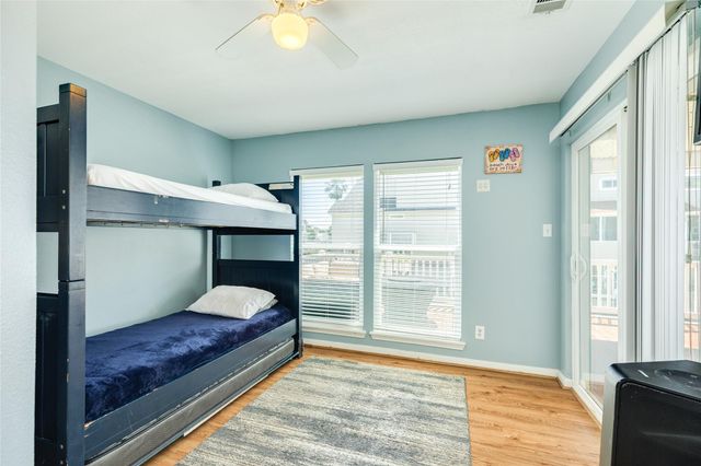 13827 Pirates Beach Boulevard, Galveston, TX 77554