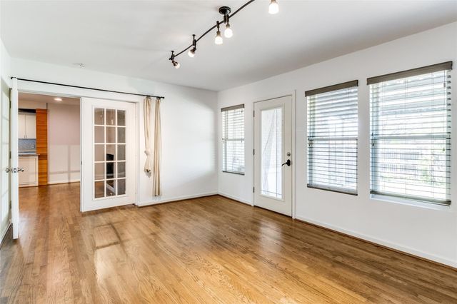 5131 Urban Crest Road, Dallas, TX 75227