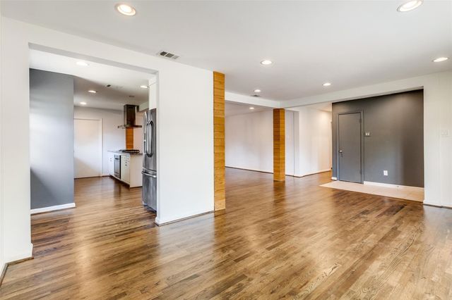 5131 Urban Crest Road, Dallas, TX 75227