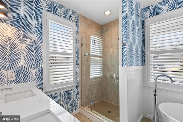 27 SYCAMORE ST, Ocean View, DE 19970