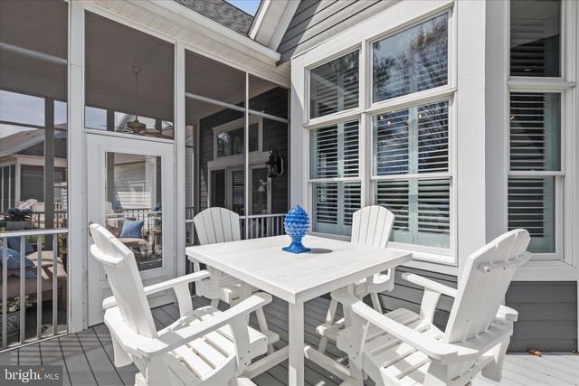 27 SYCAMORE ST, Ocean View, DE 19970