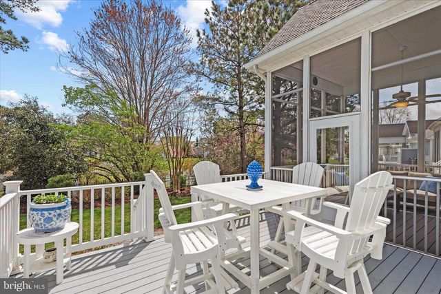 27 SYCAMORE ST, Ocean View, DE 19970
