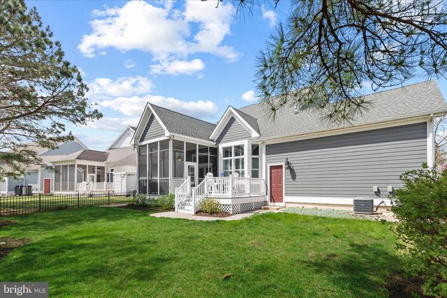 27 SYCAMORE ST, Ocean View, DE 19970