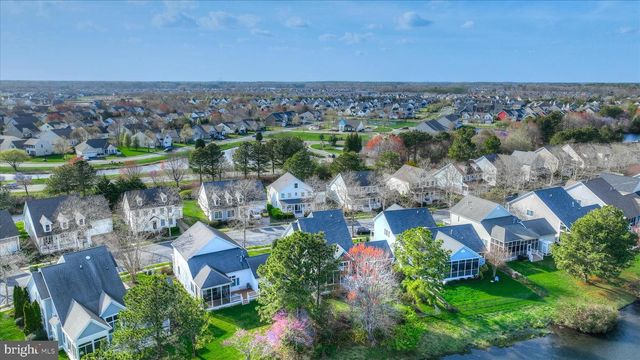 27 SYCAMORE ST, Ocean View, DE 19970
