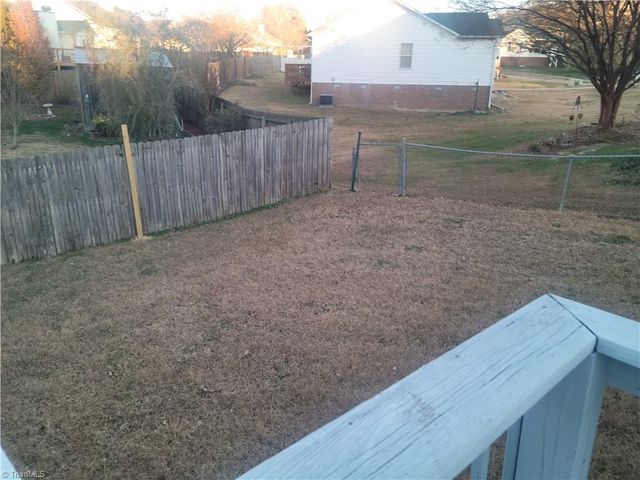 596 Colleen Drive, Thomasville, NC 27360