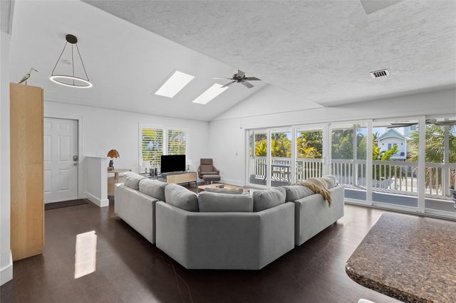 315 SPRING AVENUE, Anna Maria, FL 34216