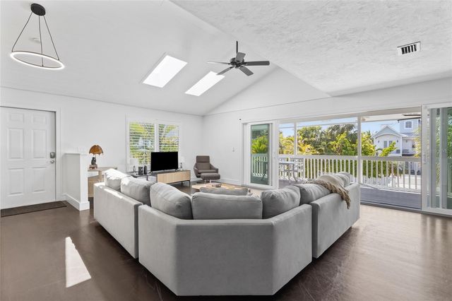 315 SPRING AVENUE, Anna Maria, FL 34216