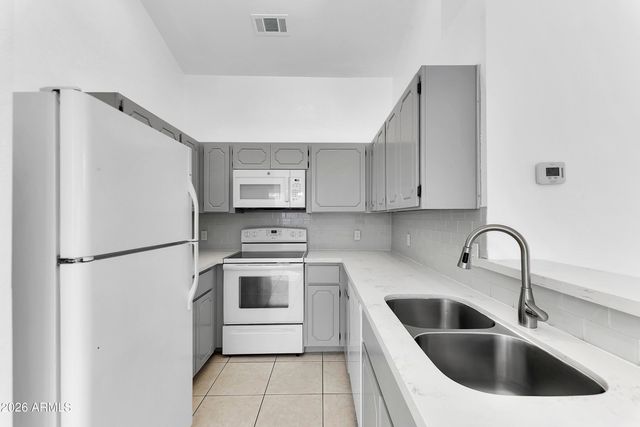 18823 N 33RD Drive, Phoenix, AZ 85027