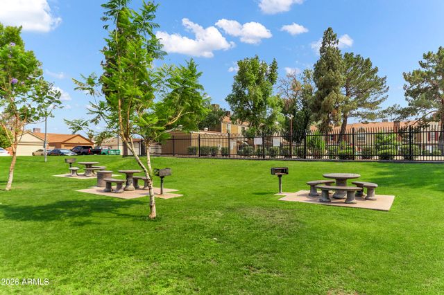 18823 N 33RD Drive, Phoenix, AZ 85027
