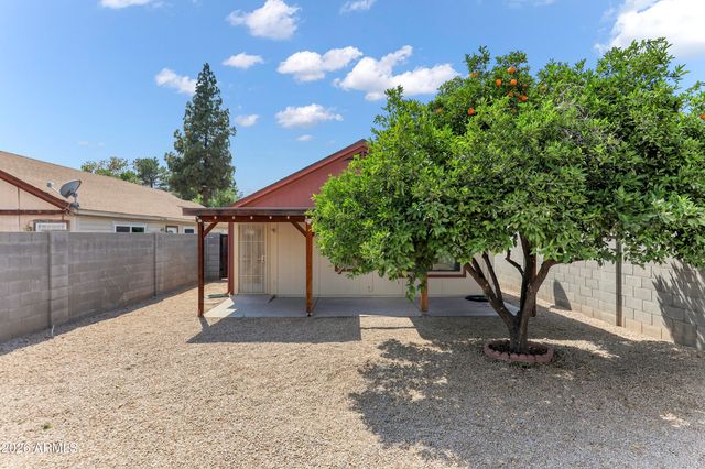 18823 N 33RD Drive, Phoenix, AZ 85027