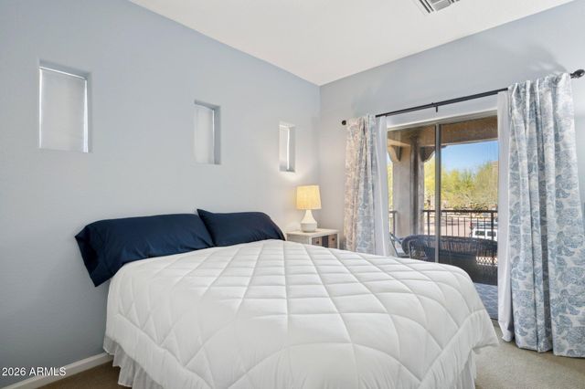 3935 E ROUGH RIDER Road 1172, Phoenix, AZ 85050