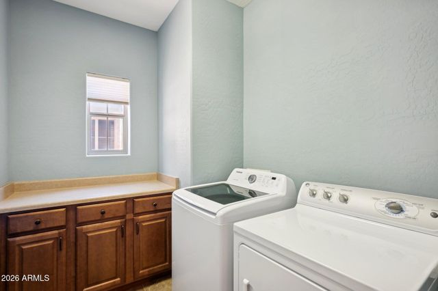 3935 E ROUGH RIDER Road 1172, Phoenix, AZ 85050