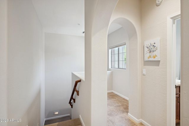 3935 E ROUGH RIDER Road 1172, Phoenix, AZ 85050