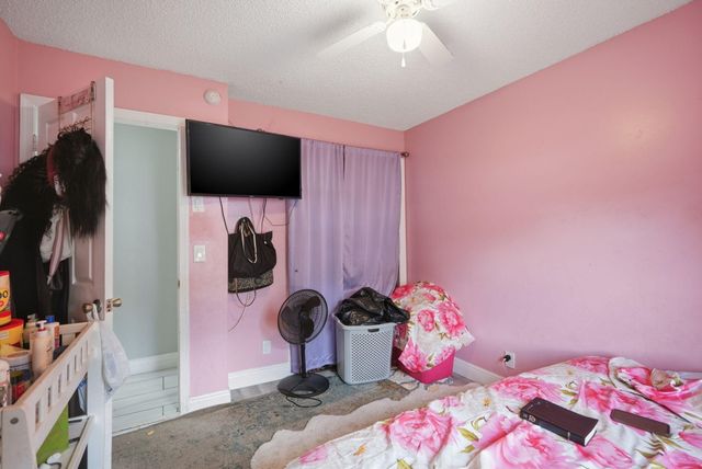 1301 SW 75th Avenue, North Lauderdale, FL 33068