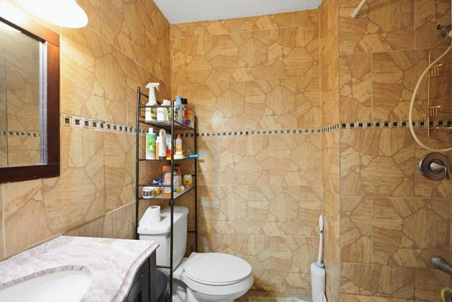 1301 SW 75th Avenue, North Lauderdale, FL 33068