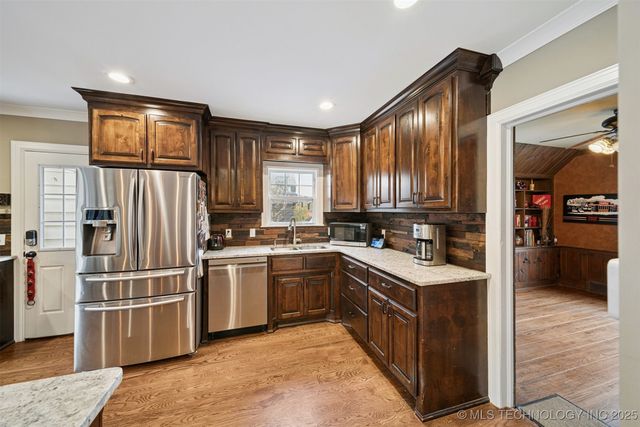 2720 E 22nd Street, Tulsa, OK 74114